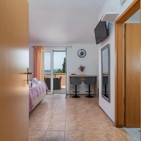 Apartments Villa Magdalena Trogir Exterior photo