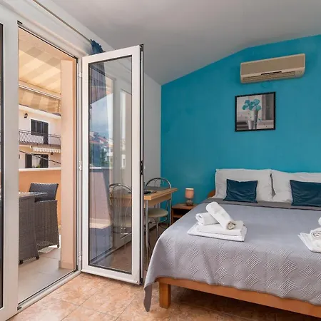 Apartments Villa Magdalena Trogir Exterior photo